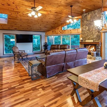 Eagles Nest Villa Bryson City Buitenkant foto